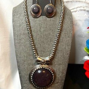 Black and Silver Pendant on Silver Chain with Earrings.